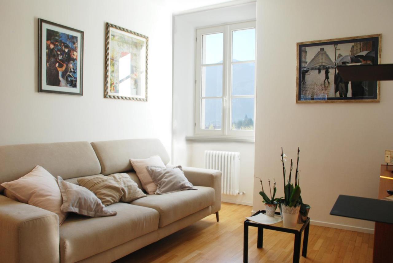 Arco Downtown Castleview Apartment ภายนอก รูปภาพ
